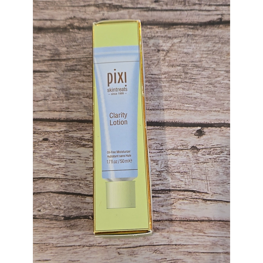 PIXI Skintreats Clarity Lotion Oil-Free Moisturizer 1.7 fl. oz./50 ml New (216)